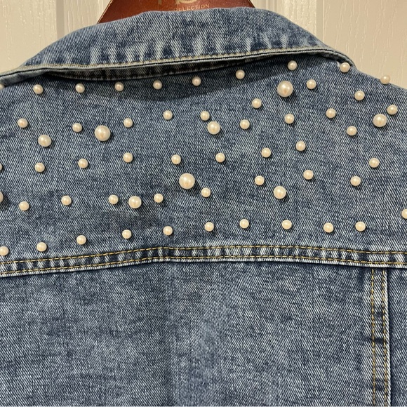 Ladies jean jacket with pearls size small - Picture 8 of 10